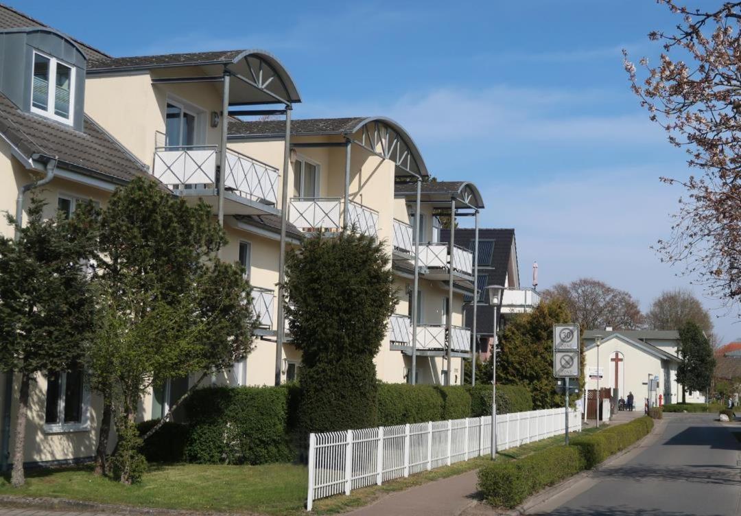 Wohnung 9 Meer-Ruhe Im Haus Stranddistel Komfortable Ferienwohnung Im 1 Og Fuer 4 Personen In Zingst Extérieur photo