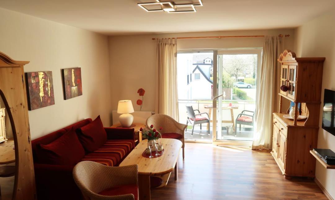 Wohnung 9 Meer-Ruhe Im Haus Stranddistel Komfortable Ferienwohnung Im 1 Og Fuer 4 Personen In Zingst Extérieur photo